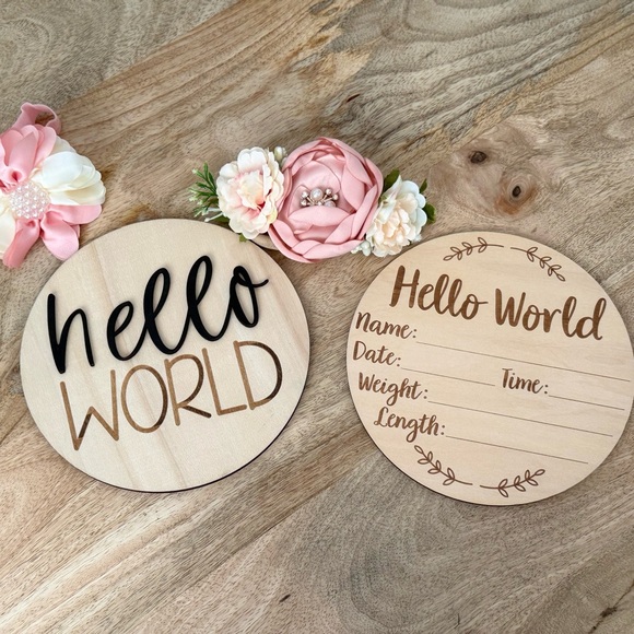 Wooden Hello World Sign Set - Picture 1 of 1